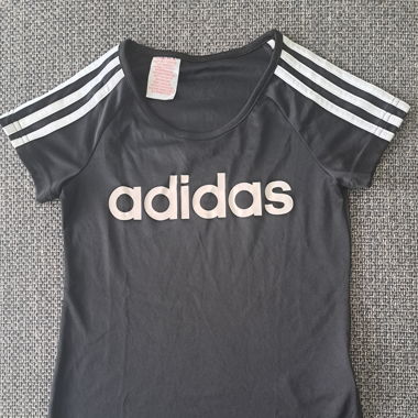T-shirt fille 9-10 ans