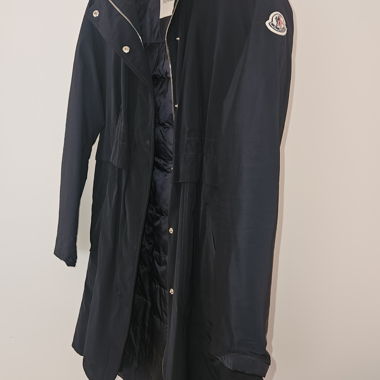 Vendo giacca piumino Moncler taglia M