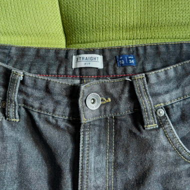 jeans neri a vita bassa taglio dritto