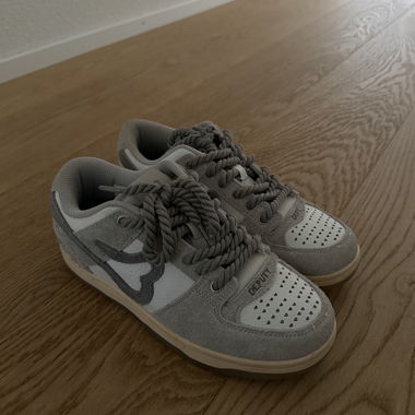 Deputy Department Love Lows