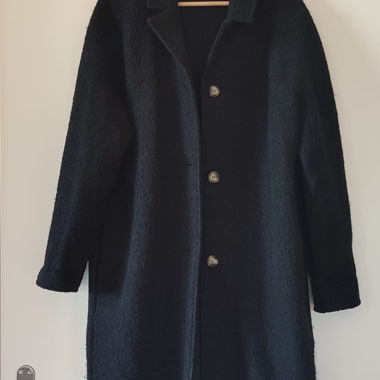 Black mid-season coat