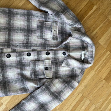 Karierte Wolljacke
