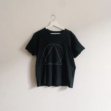 UNIGLO SOL LEWITT Museum of Modern Art T-Shirt