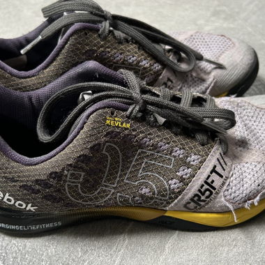 CHAUSSURES DE SPORT 