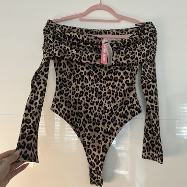 Leopard Print Off-Shoulder Body