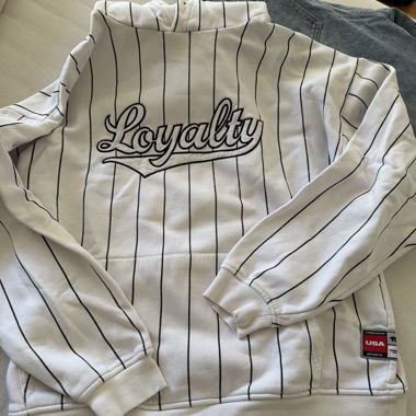 Loyalty Pullover