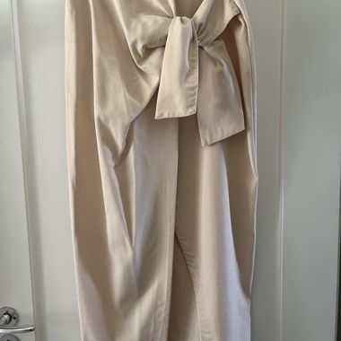 Adorable Light Beige Midi Skirt