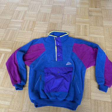 Vintage Fleece-Sweater mit Bauchtasche