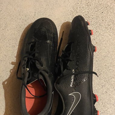 Nike Phantom Fussballschuhe 