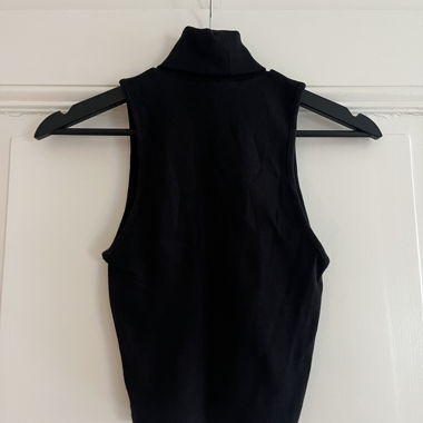 Top Zara nero a collo alto