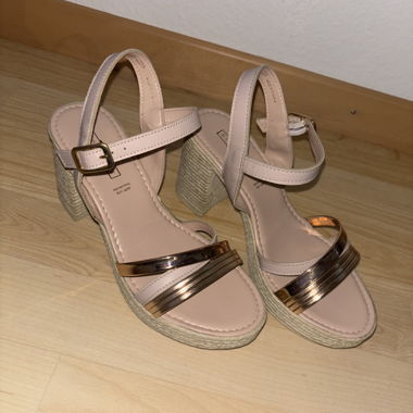 Absatzschuhe