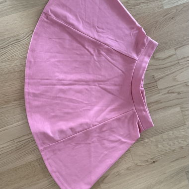 Skirt (colour coral)