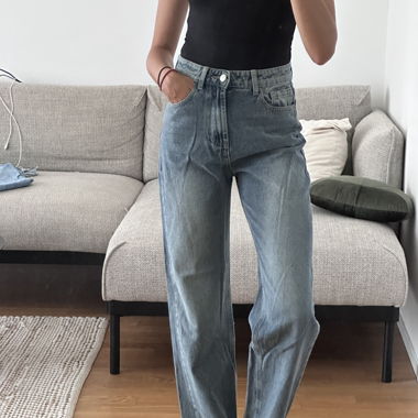 Jeans dritti a vita alta