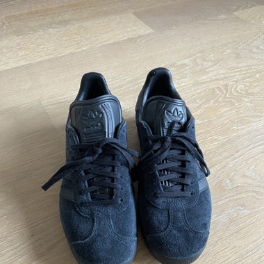 ADIDAS ORIGINALS Platform trainers 'Gazelle' Black