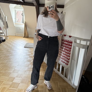 Cute Pull&Bear Mom Jeans – Size 42