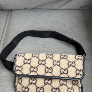 Gucci GG Monogramm in Wolle – Seltenes Modell
