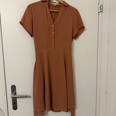 Casual dress size M