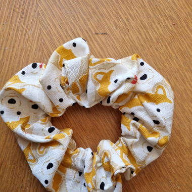 Scrunchie Akita