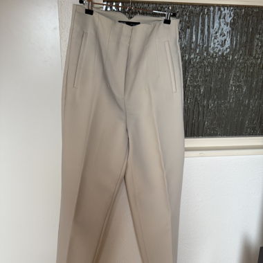 Pantalon tailleur beige Zara