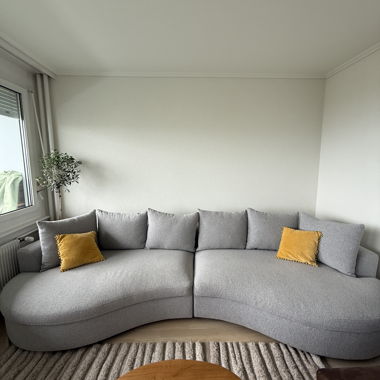 Divano grande, comodo e di design