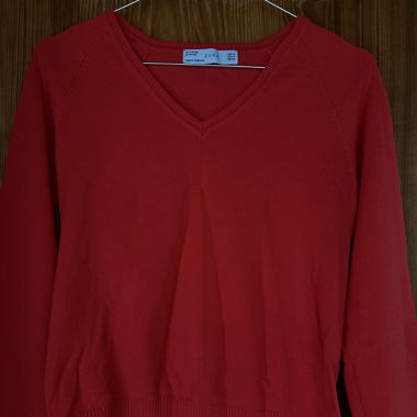 Pull en maille Zara à encolure en V rouge