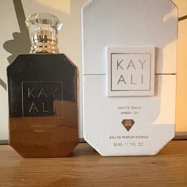 KAYALI Invite Only Amber 23 50ml
