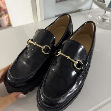 Mocassins noirs à semelle profilée