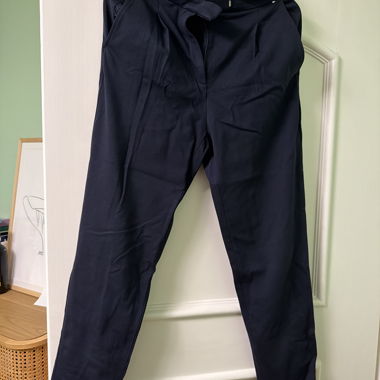 Boss - Pantaloni in tessuto scuri