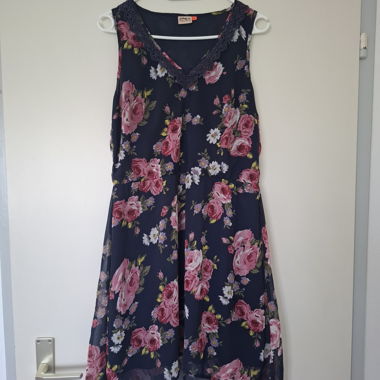 Florales A-Linien Kleid