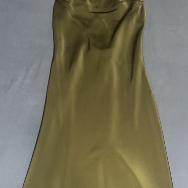 Abito in satin elegante 36