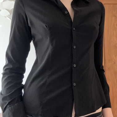 Blouse noire à manches longues