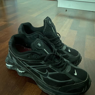 Nike Shox Supreme
