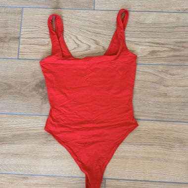Bershka body rouge