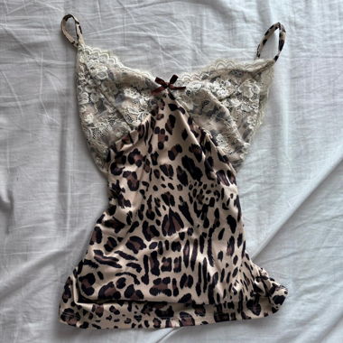 Vintage leopard top