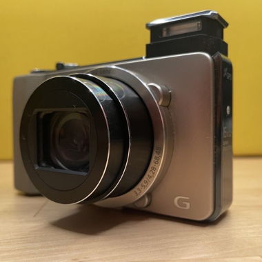Fotocamera compatta Sony HX9V con zoom, fotocamera da viaggio
