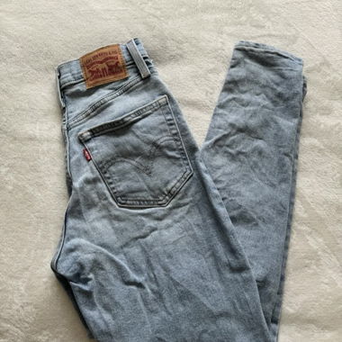Levis Tapered-Jeans, Grösse W23 L27