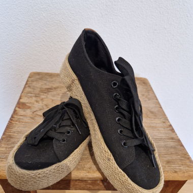 Lässige Sneaker