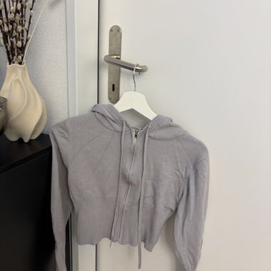 Veste à capuche courte grise
