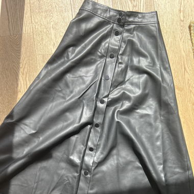 fake leather skirt 