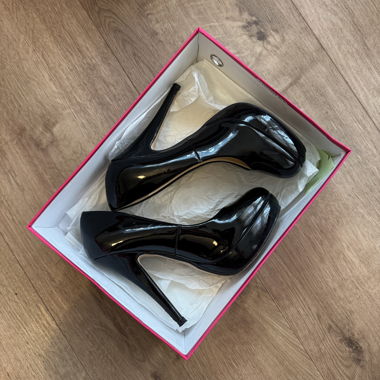 Buffalo Lackpumps Schwarz Gr. 38