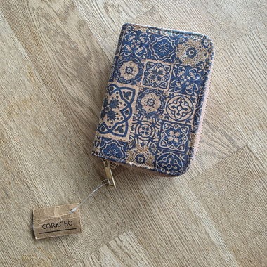 Cork zip wallet