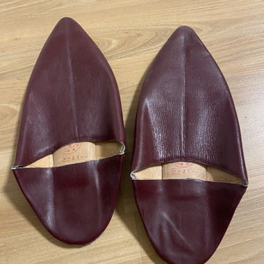 Scarpe orientali bordeaux
