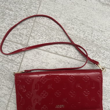 Borsa in pelle laccata JOOP!
