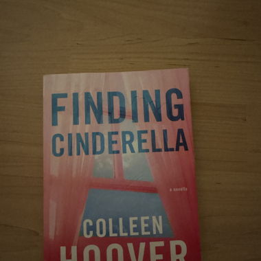 Finding Cinderella - Colleen Hover