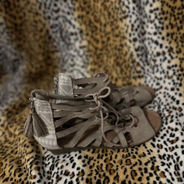 Schöne Sommersandalen