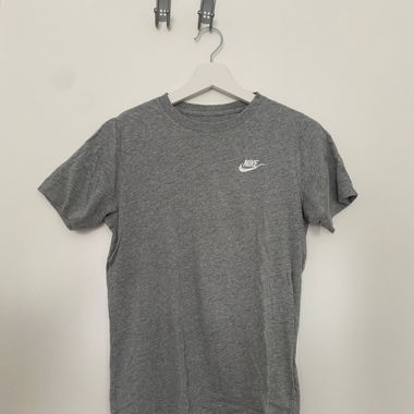 Nike T-shirt