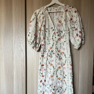 Sommerkleid mit Blumen