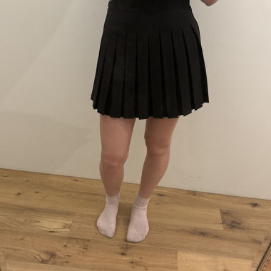 Mini-jupe de tennis noire