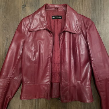 Veste en cuir femme sexy