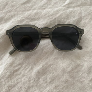 MOKEN sunglasses grey/olive
